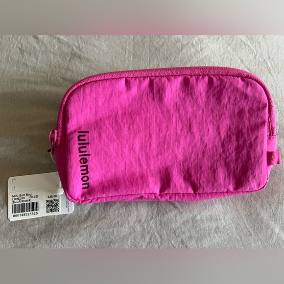 lululemon athletica Handbags - Brand New LuLuLemon Mini Belt Bag